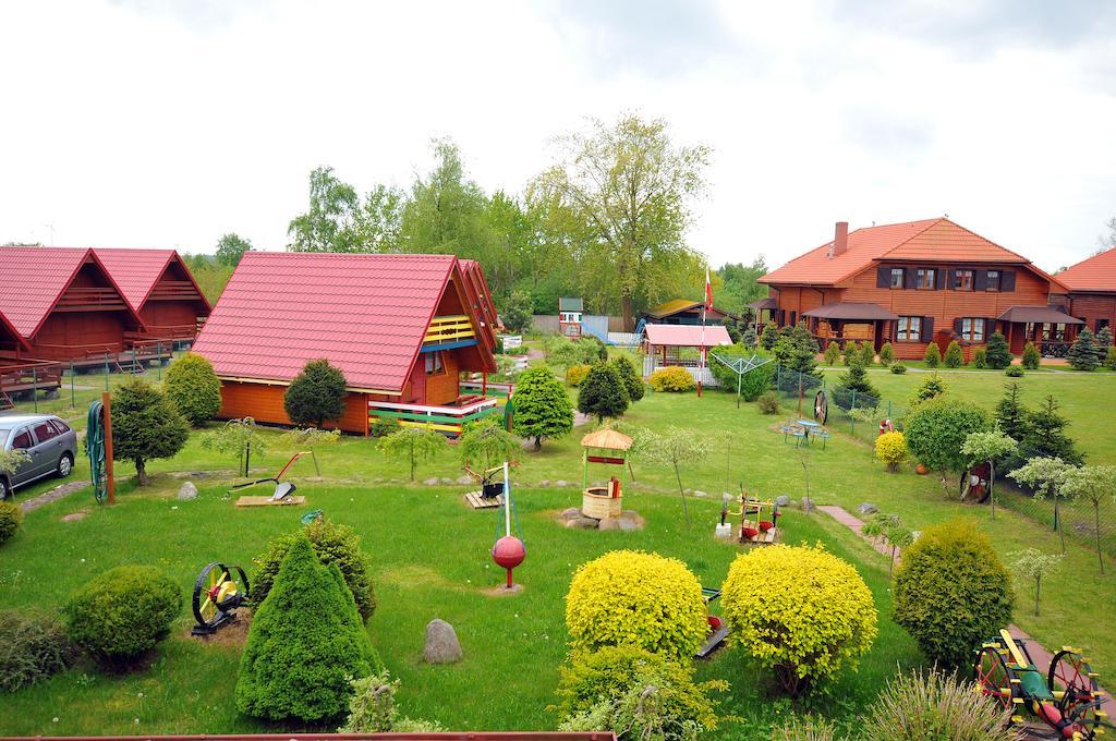 Osrodek Wczasowy Domino Bis Apartment Dzwirzyno Exterior photo