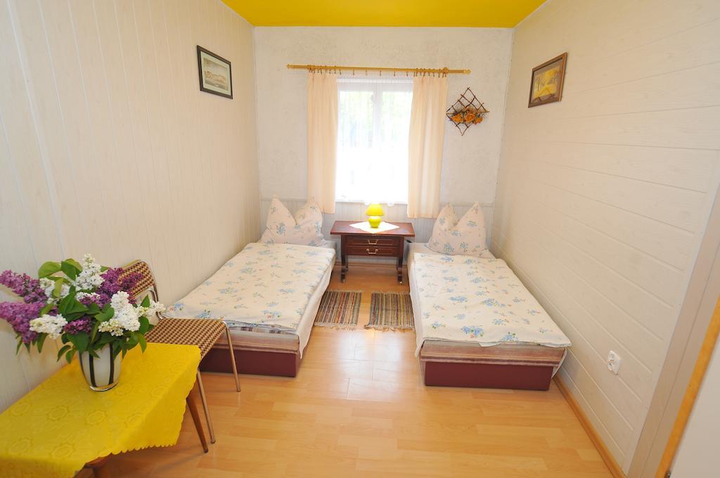 Osrodek Wczasowy Domino Bis Apartment Dzwirzyno Room photo